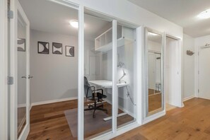Handtücher, Seife, Toilettenpapier