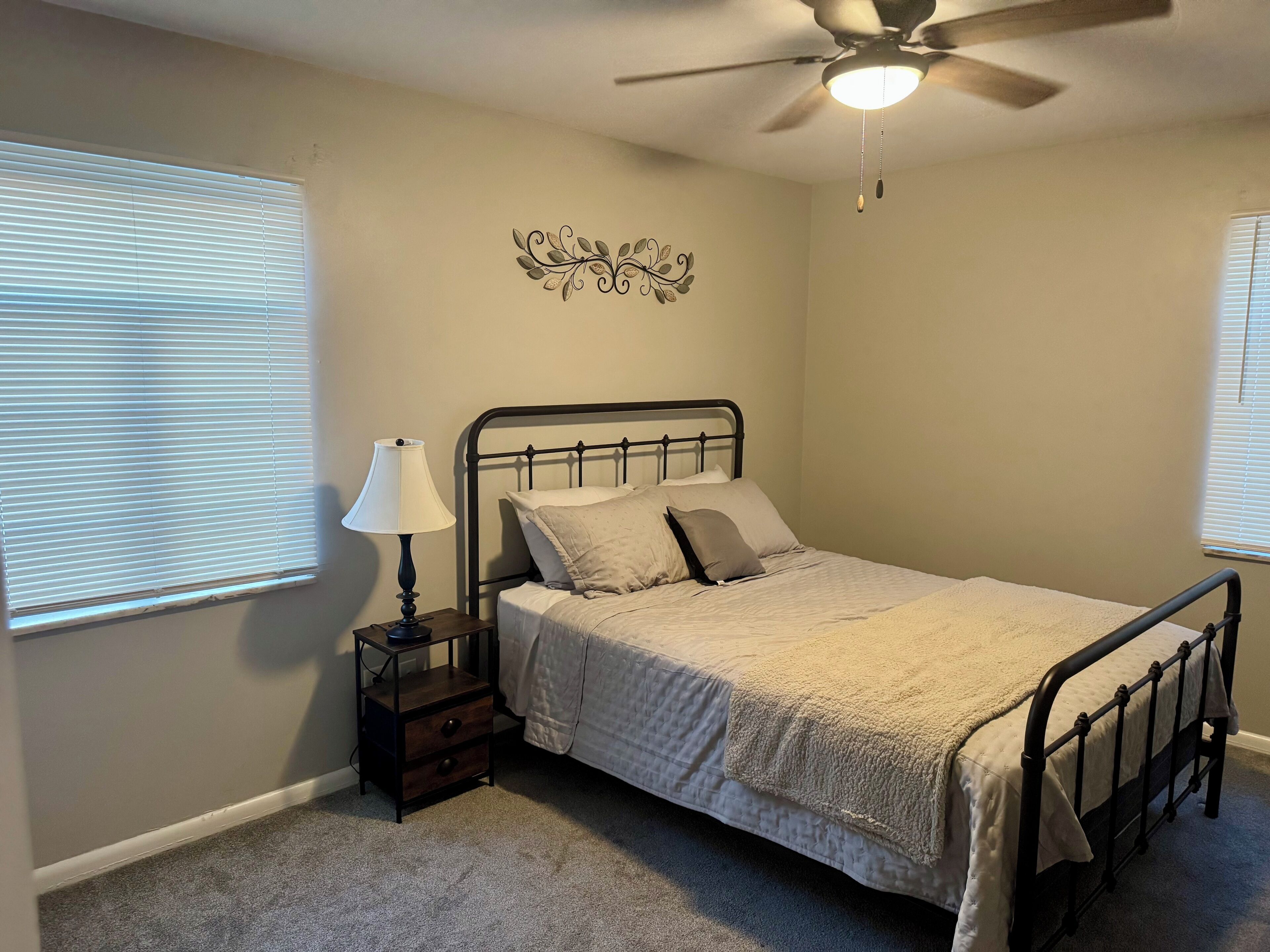 2 bedrooms, desk, iron/ironing board, free WiFi