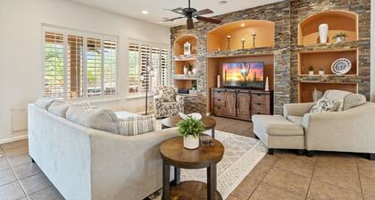 Sonoran Getaway in Goodyear: Amazing Pool, Spacious Backyard, near Golf & Hiking