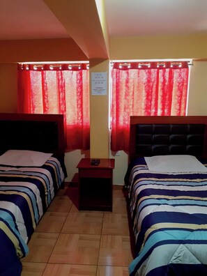 6 bedrooms - habitacion doble (Cusco)