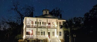 Pecan Point - Sleeps 10 - Stunning Lowcountry home!