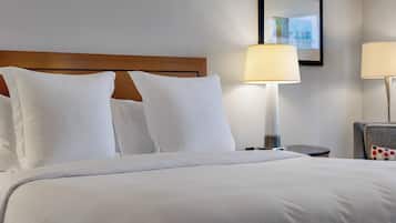 Superior Studio Suite, Partial Ocean View | Premium bedding, desk, laptop workspace, cots/infant beds