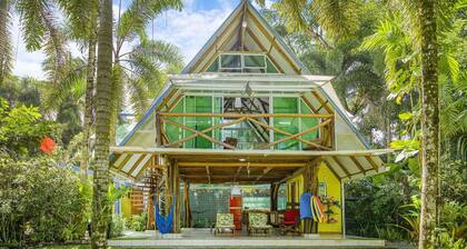 Casa Kona Kai, Private Beachfront Pavones Paradise