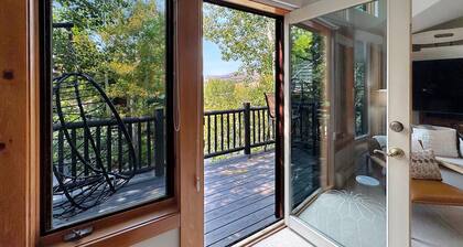 Private Hot Tub, 2700 Sq Feet, borders Open Space - Arrowhead Townhome, Beaver Creek