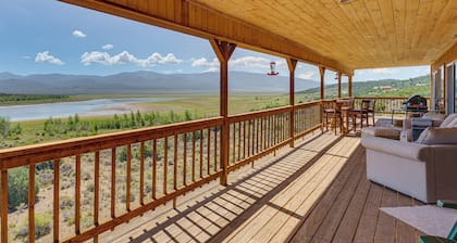 Walk to Lake: Scenic Southern Colorado Escape!