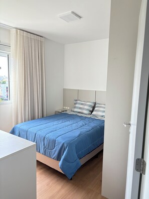 2 bedrooms, WiFi, bed sheets