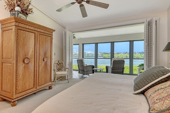 2 室のベッドルーム、アイロン / アイロン台、WiFi、ベッドシーツ