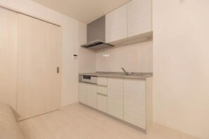 Soundproofing - Tengacyaya Ra Hotel (Osaka)