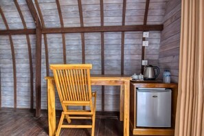 Room - Megaland Bungalow (Bali)