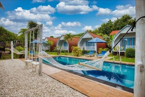Pool - Megaland Bungalow (Bali)