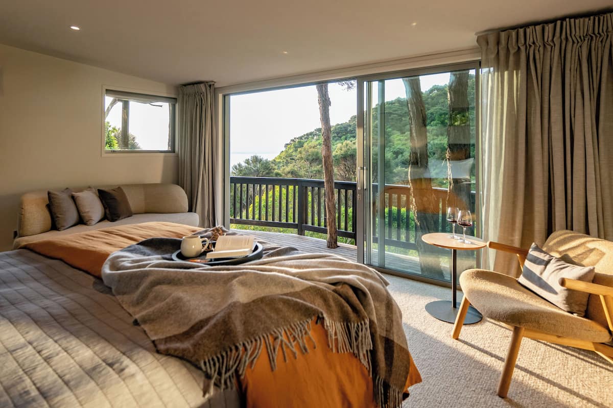 Luxury Tree House, Sea View