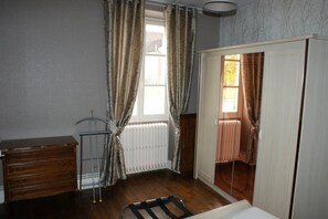 1 camera, Wi-Fi gratuito, lenzuola