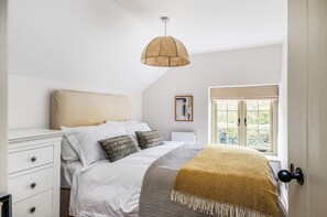 4 dormitorios, tabla de planchar con plancha, wifi y ropa de cama