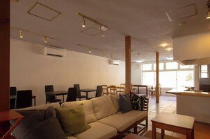 Sala de estar en el lobby