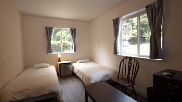 ベーシック ツインルーム マウンテンビュー | WiFi (無料)