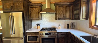 Epic Alpine Meadows Views! Newly Remodeled Home with Hot Tub