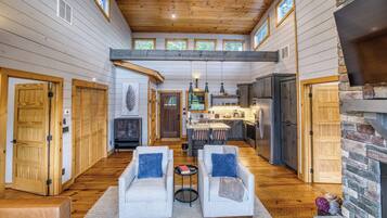 Smart-tv och eldstad