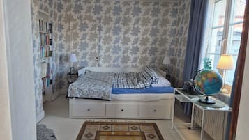 Blackout curtains, iron/ironing board, free WiFi