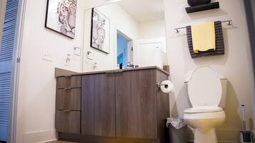 Towels, toilet paper