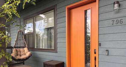 Zen Junction: Pet-Friendly Jam Studio Oasis