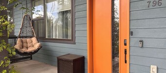 Zen Junction: Pet-Friendly Jam Studio Oasis