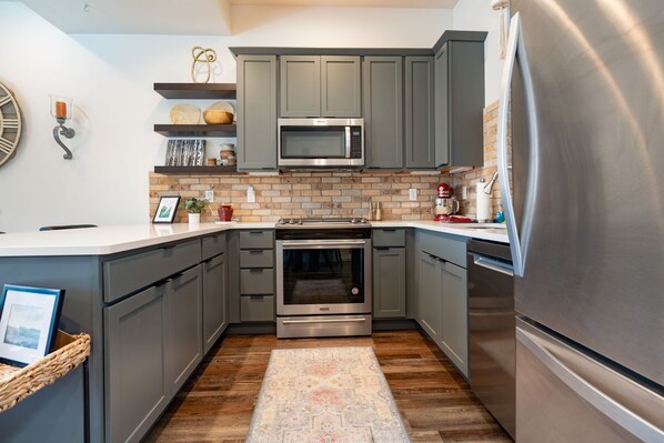 Microwave, oven, stovetop, dishwasher