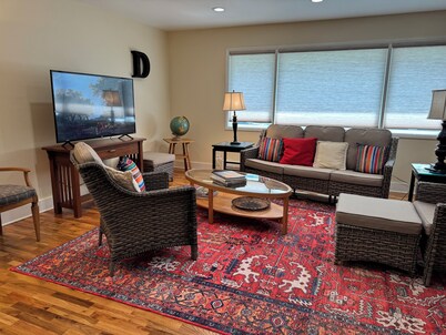 Exquisite Home: Stay here for more value, comfort and Fun