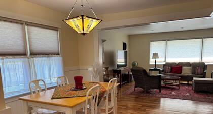 Charming 3 BR 2 Bath in historic Dayton. Exclusive and ready for your visit!