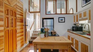 Mikrobølgeovn, ovn, kogeplade