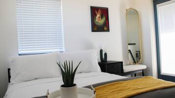 1 slaapkamer, een bureau, een strijkplank/strijkijzer, gratis wifi