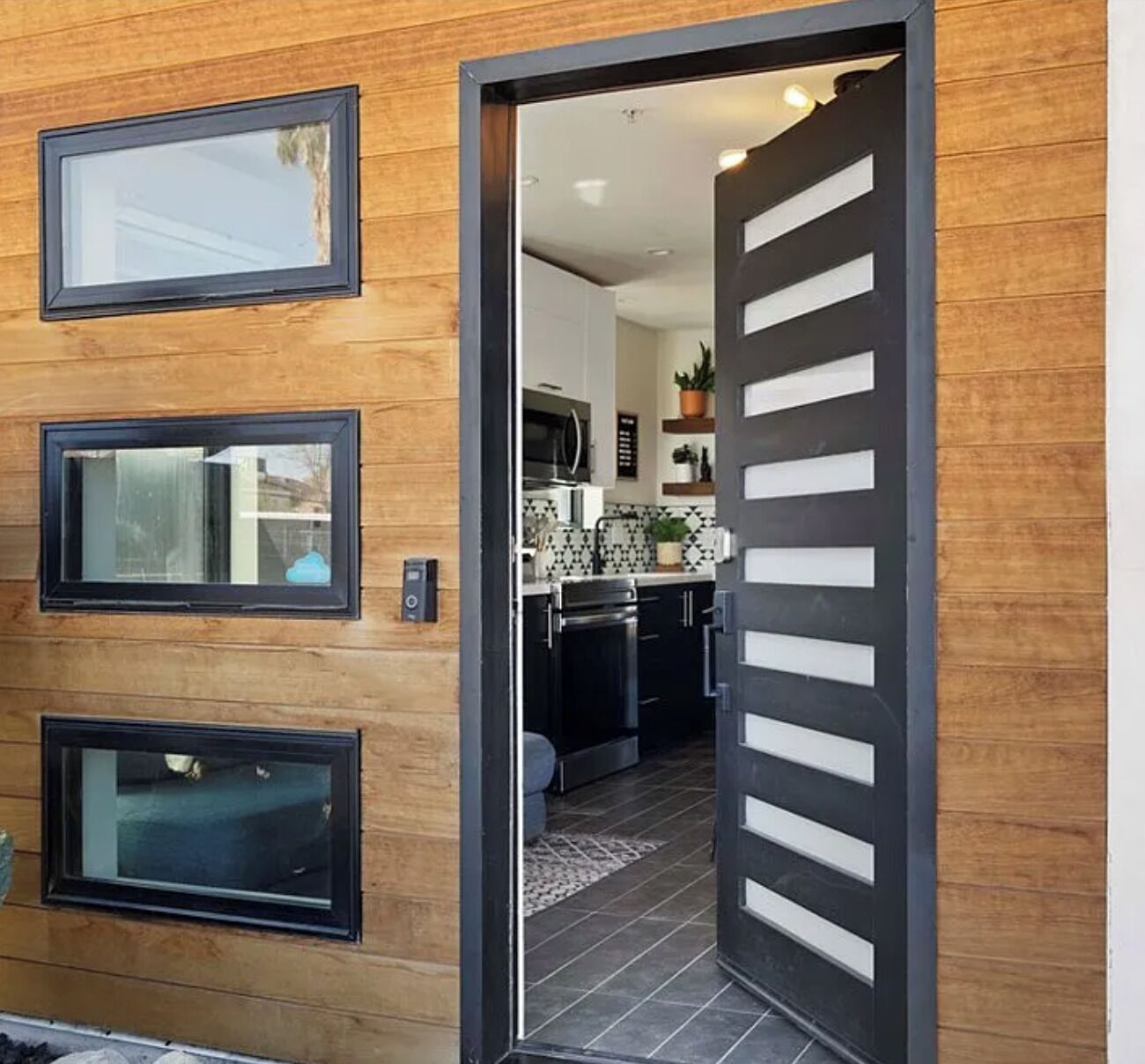 Mikrobølgeovn, ovn og kokeplater