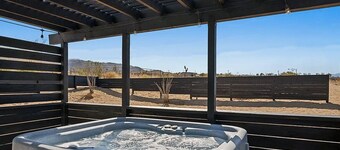 Modern 2-Story Tiny Home w/ Hot Tub, BBQ & Balcony