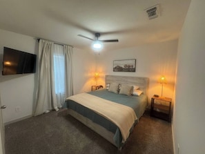 4 bedrooms, iron/ironing board, travel crib, free WiFi