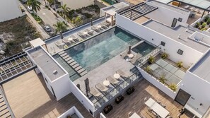 Indoor pool, a heated pool - Exclusive in Puerto Cancun with Rooftop and Pool (Cancún)