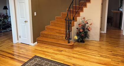 Charming 3-bedroom estate with AC in Madisonville