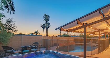 Scottsdale Oasis: Pool, Hot Tub & Family Fun Awaits!
