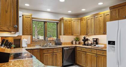 Black Hills Executive Estate