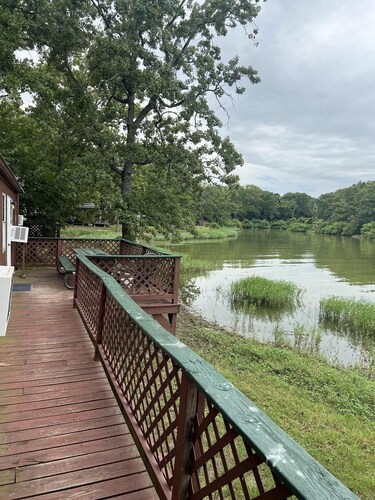 Stateroom - Two bedroom cabin right on the water!