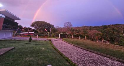 Living Pura Vida with Cuban Flavor in the middle of the tranquility of the Mountains
