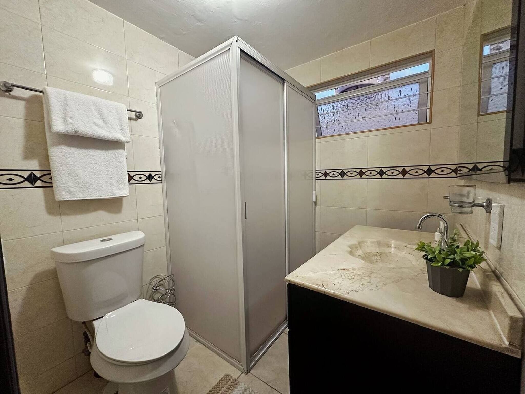 House, 3 Bedrooms | Bathroom