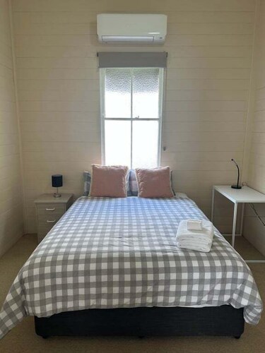 45 Kent Street Room C - Rockhampton
