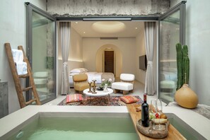 Standard Double Room, Courtyard View | Desk, laptop workspace, free WiFi - Jiangnanfu Bed and Breakfast (Huzhou)