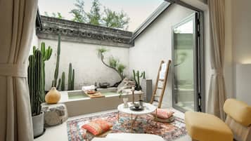 Standard Double Room, Courtyard View | Desk, laptop workspace, free WiFi