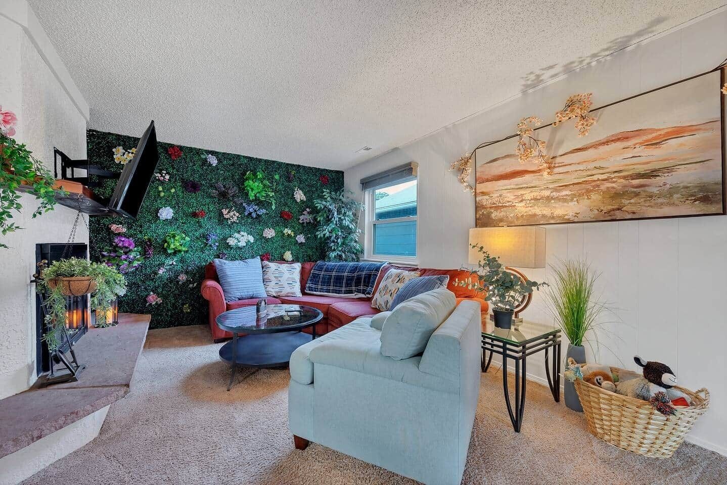 Téléviseur connecté, foyer, jeux vidéo, livres