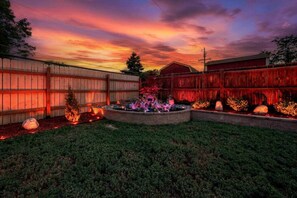 Property grounds - The Enchanted Forest Retreat (Thornton)