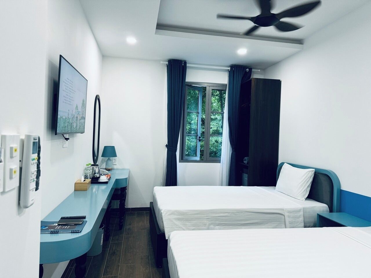 Deluxe Twin Room, City View