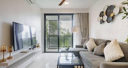 Cassia Exclusive Lake View Condo, Bang Tao Beach