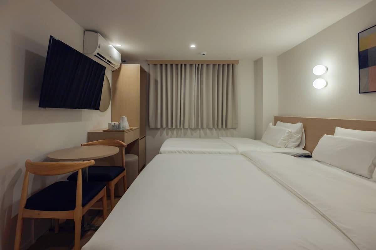 Twin Room | 책상, 노트북 작업 공간, 무료 WiFi