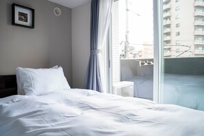 Iron/ironing board, free WiFi