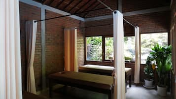 Aromatherapy, hot stone massages, deep-tissue massages, Swedish massages